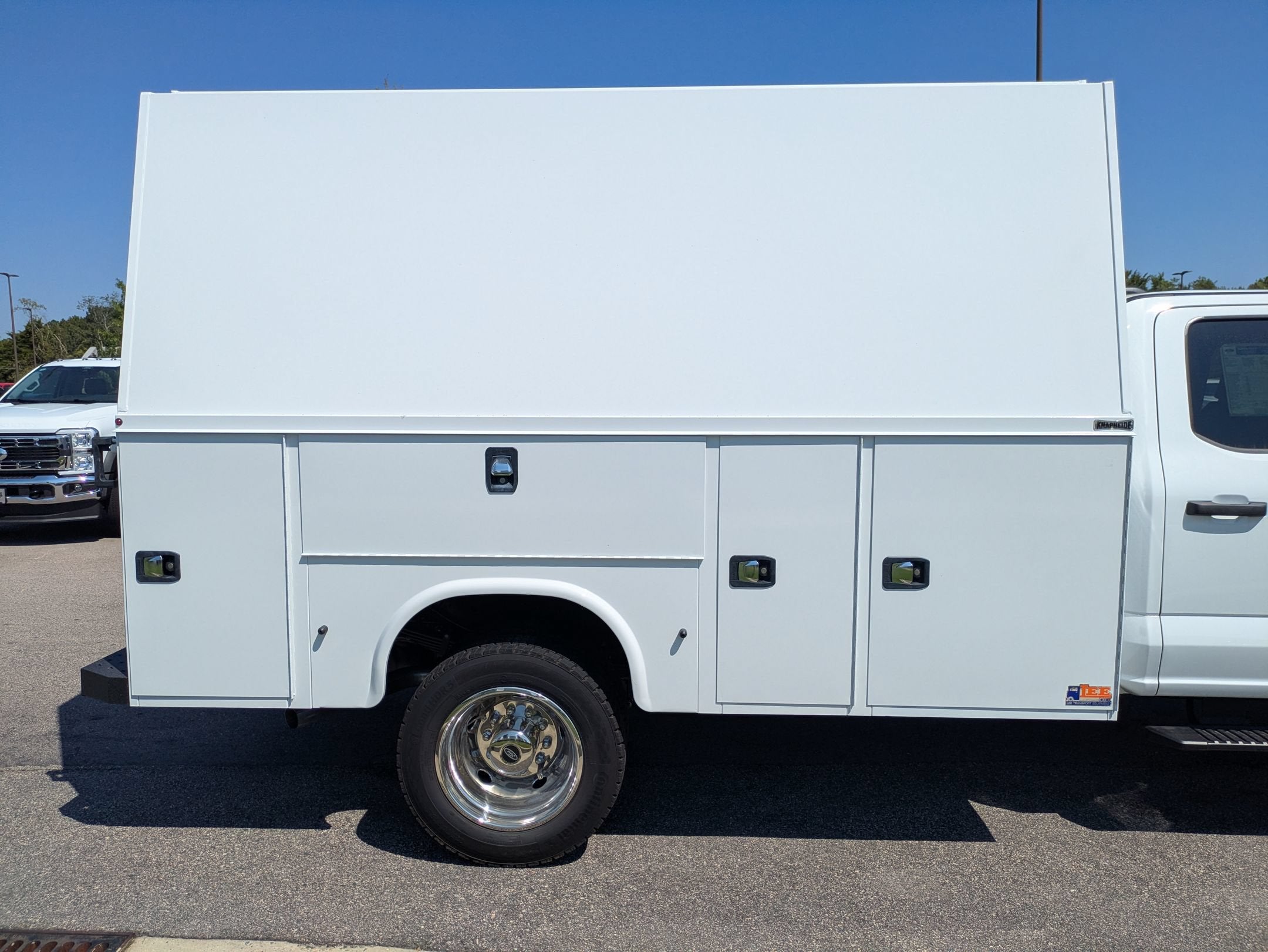 2026 Ford Super Duty F-550 DRW XL