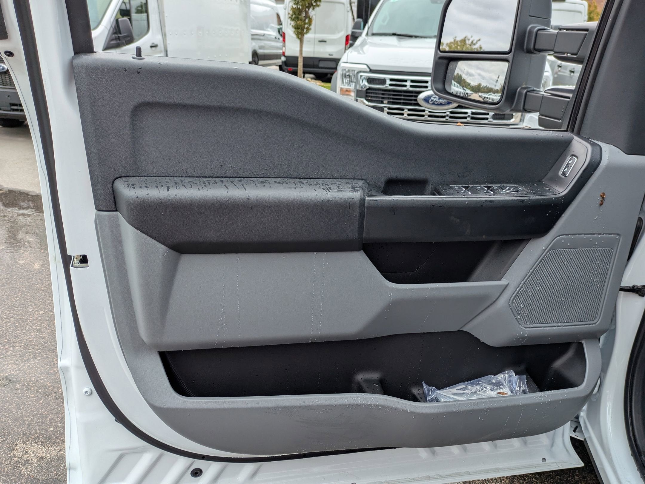 2026 Ford Super Duty F-350 DRW XL