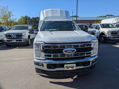 2026 Ford Super Duty F-350 DRW XL