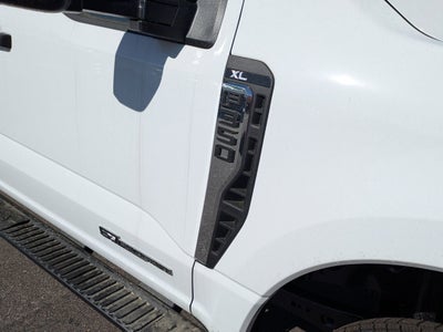 2026 Ford Super Duty F-350 DRW XL