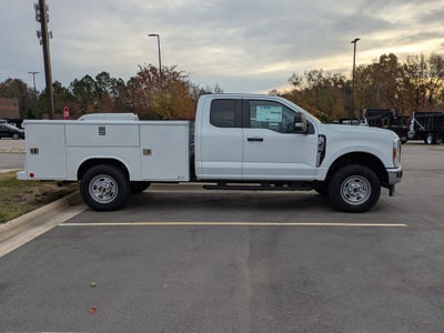 2025 Ford Super Duty F-350 SRW XL