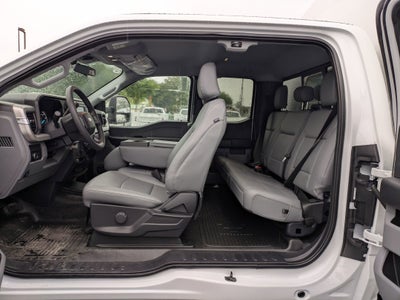 2026 Ford Super Duty F-350 DRW XL