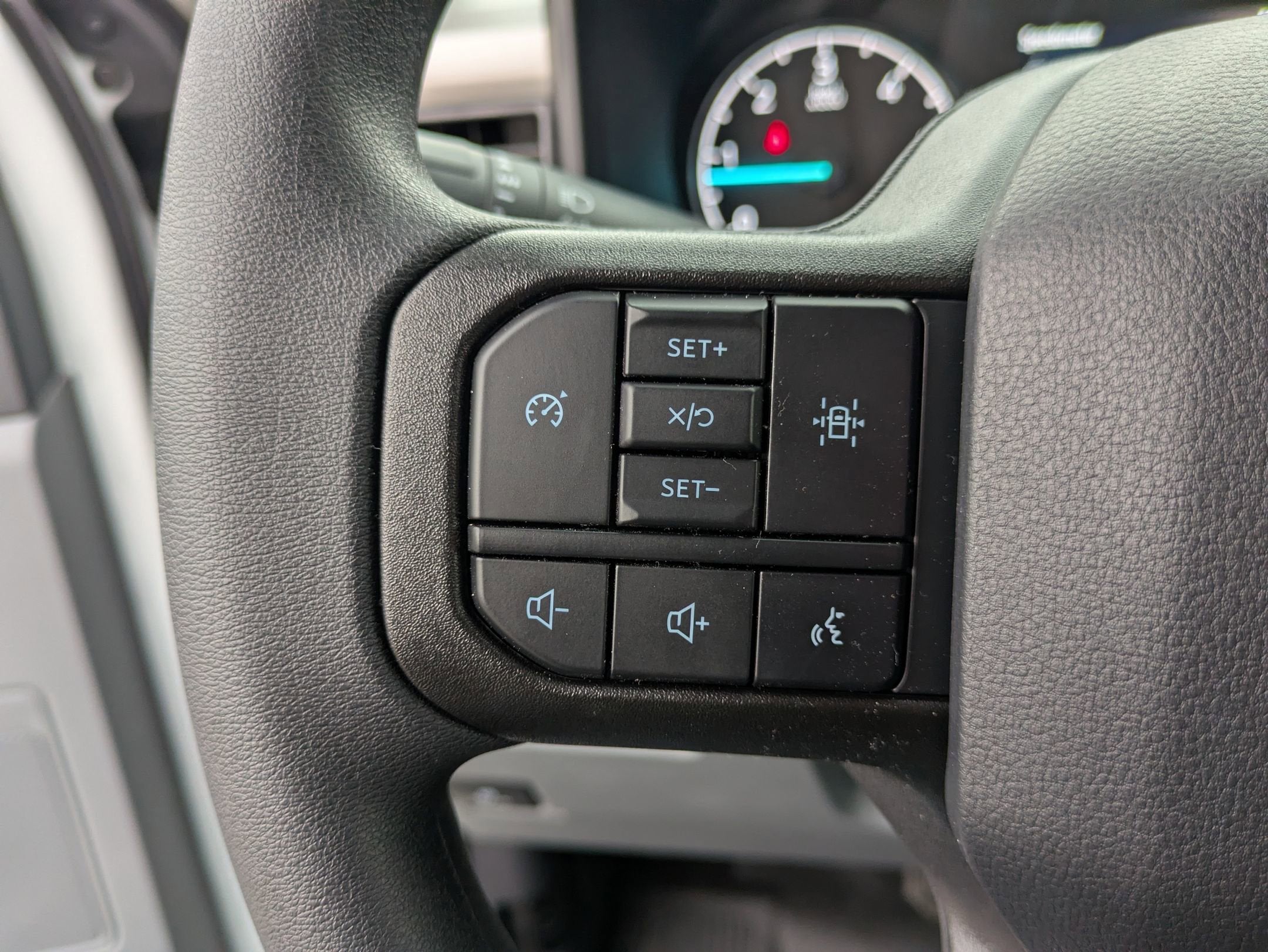 2025 Ford Super Duty F-350 DRW XL