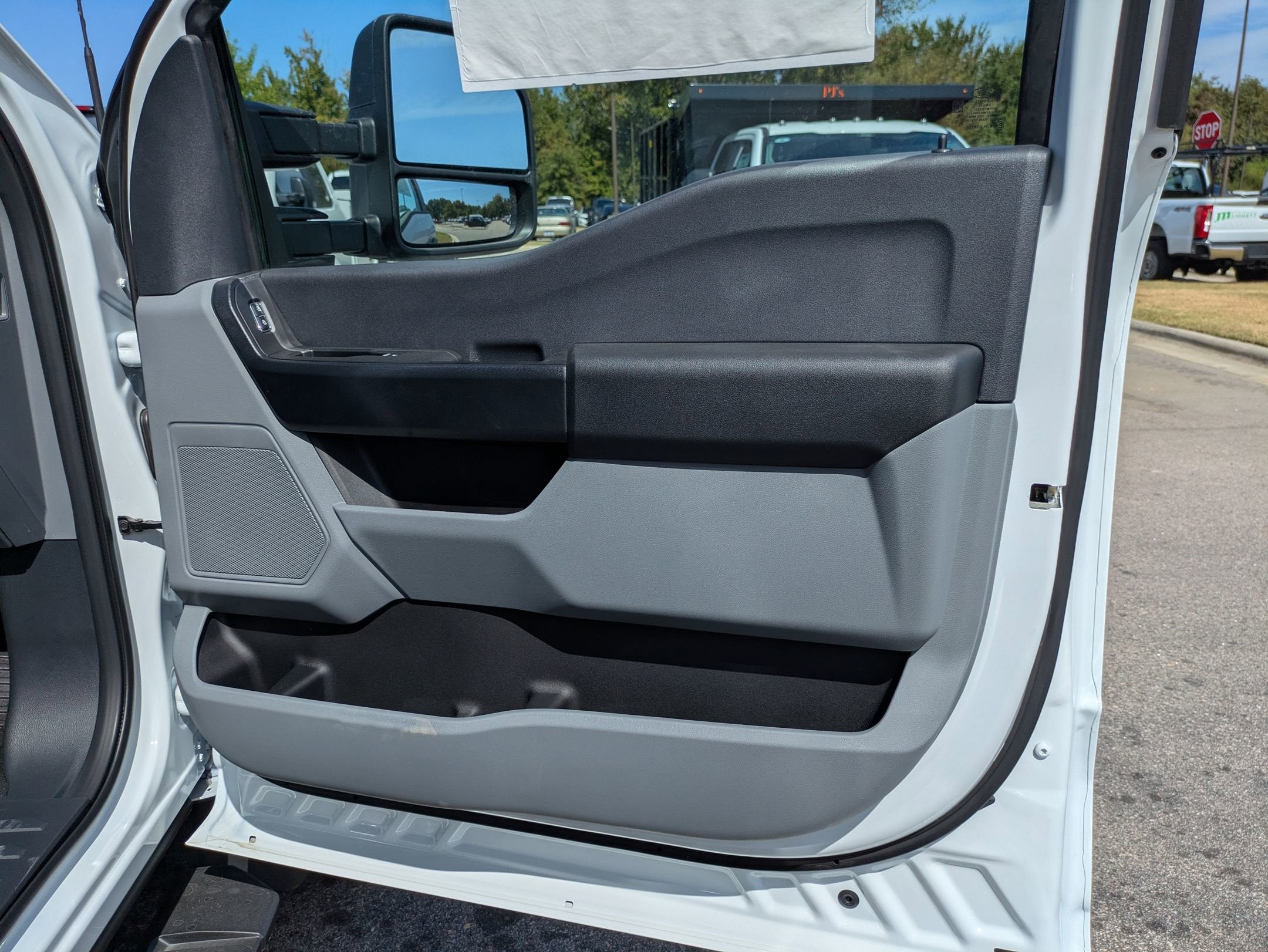 2025 Ford Super Duty F-450 DRW XL