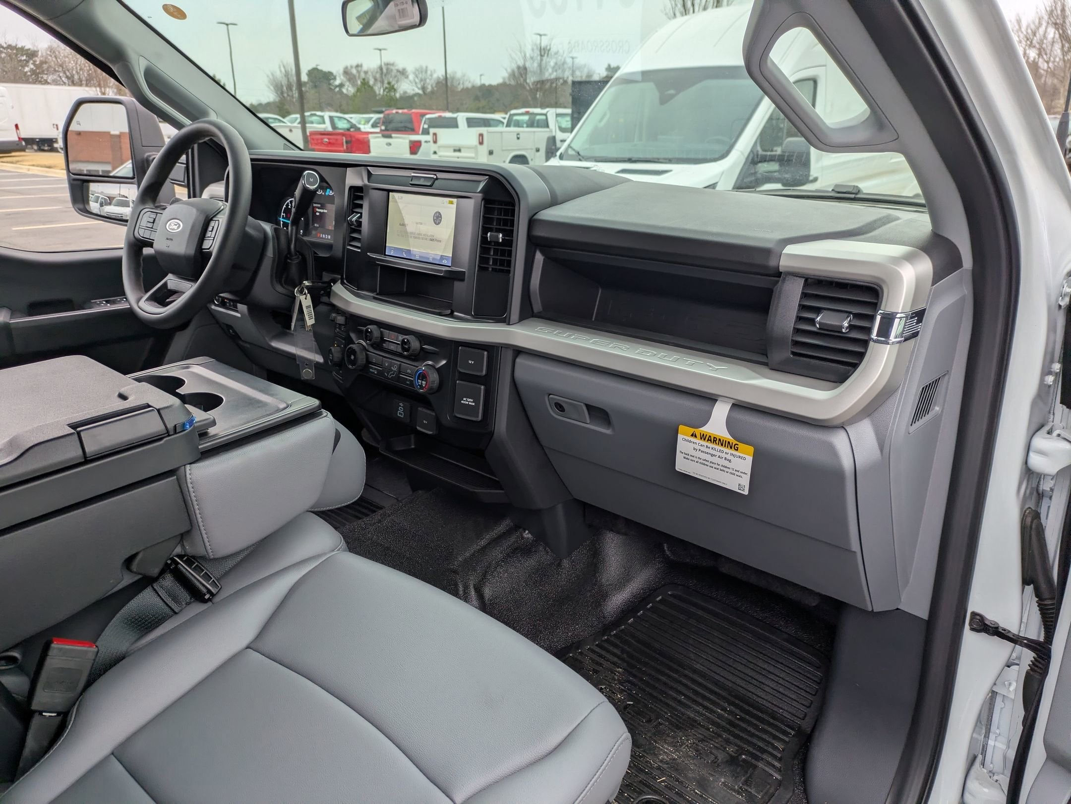 2025 Ford Super Duty F-450 DRW XL