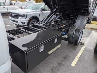 2026 Ford Super Duty F-550 DRW XL