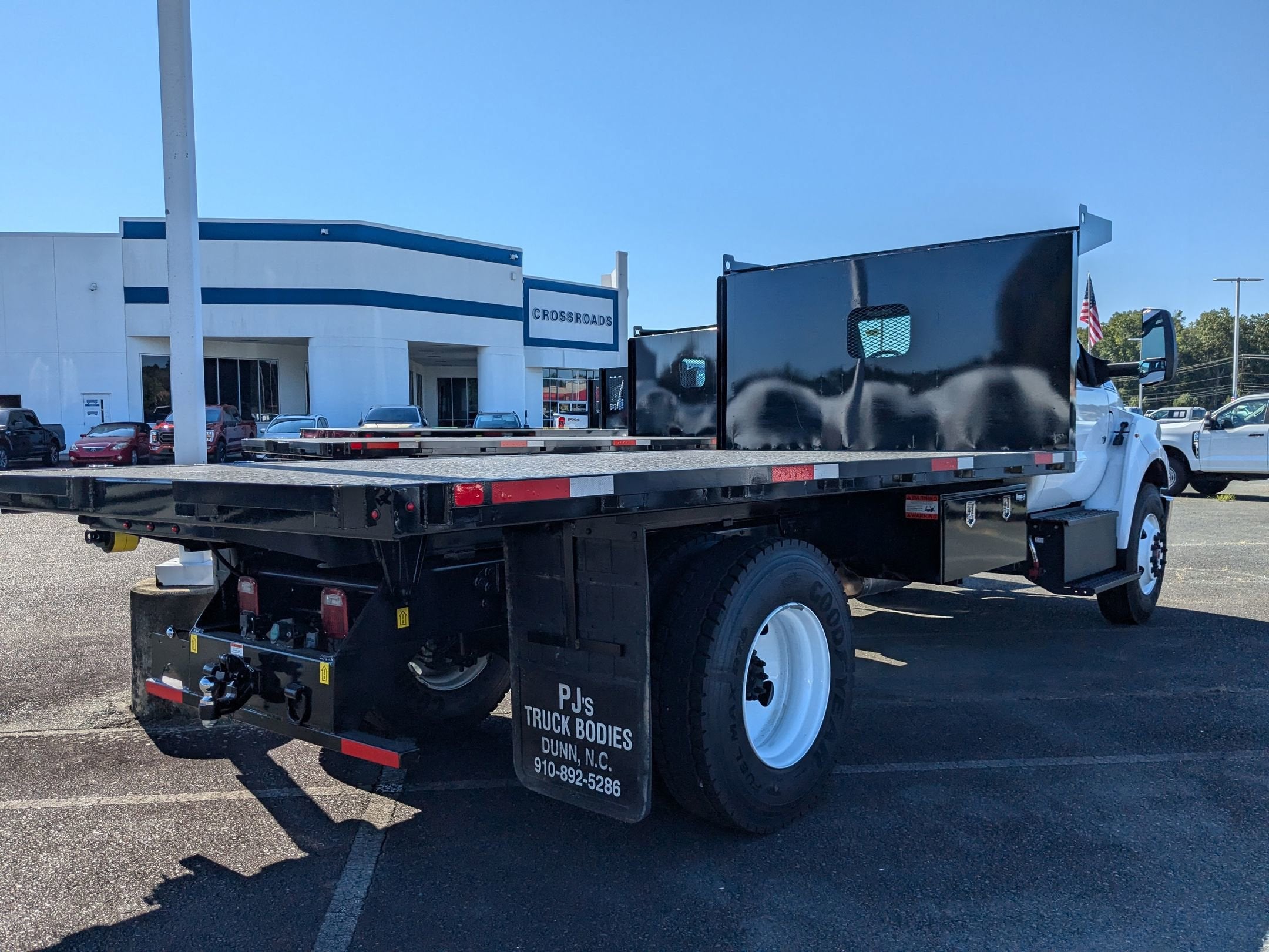 2025 Ford F-650SD Base
