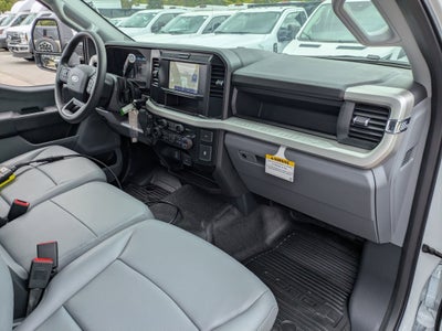 2026 Ford Super Duty F-350 DRW XL