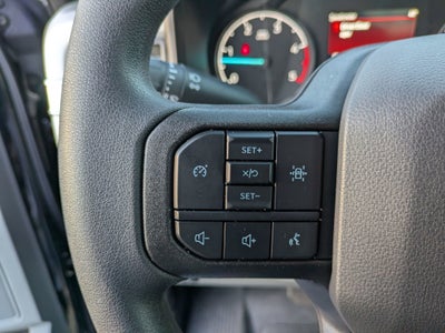 2025 Ford Super Duty F-550 DRW XL