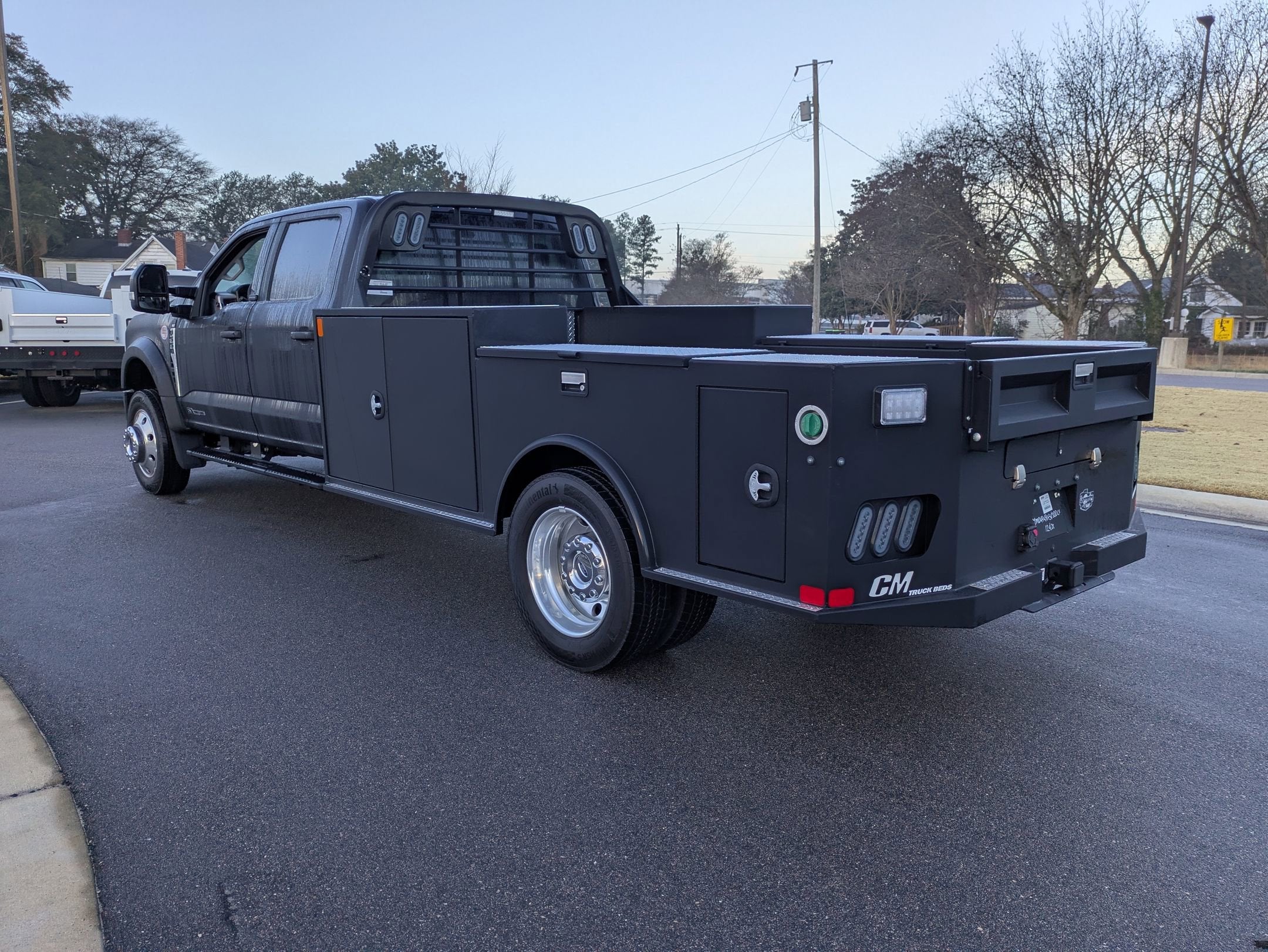 2025 Ford Super Duty F-550 DRW XL