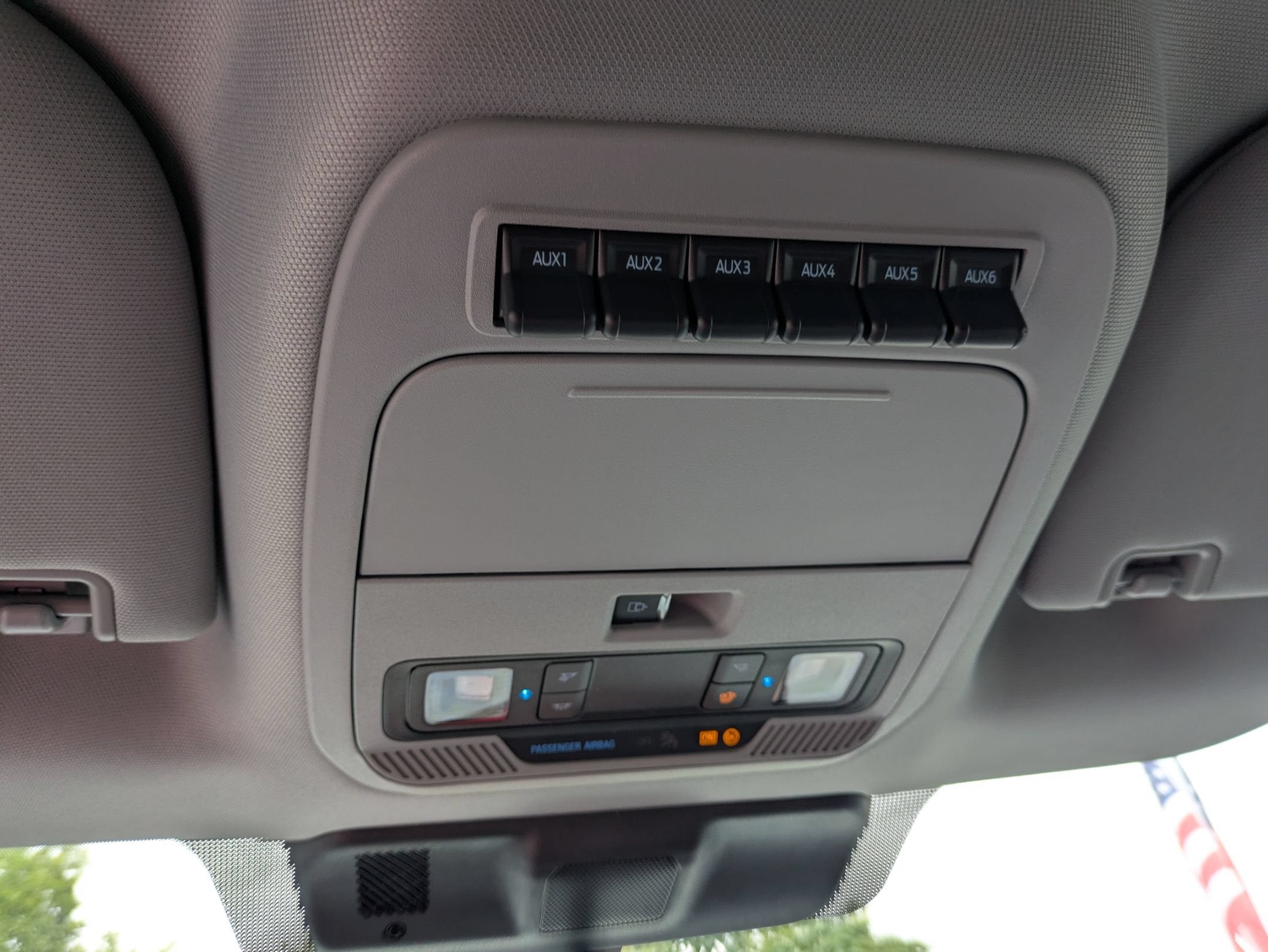 2027 Ford Super Duty F-550 DRW XL