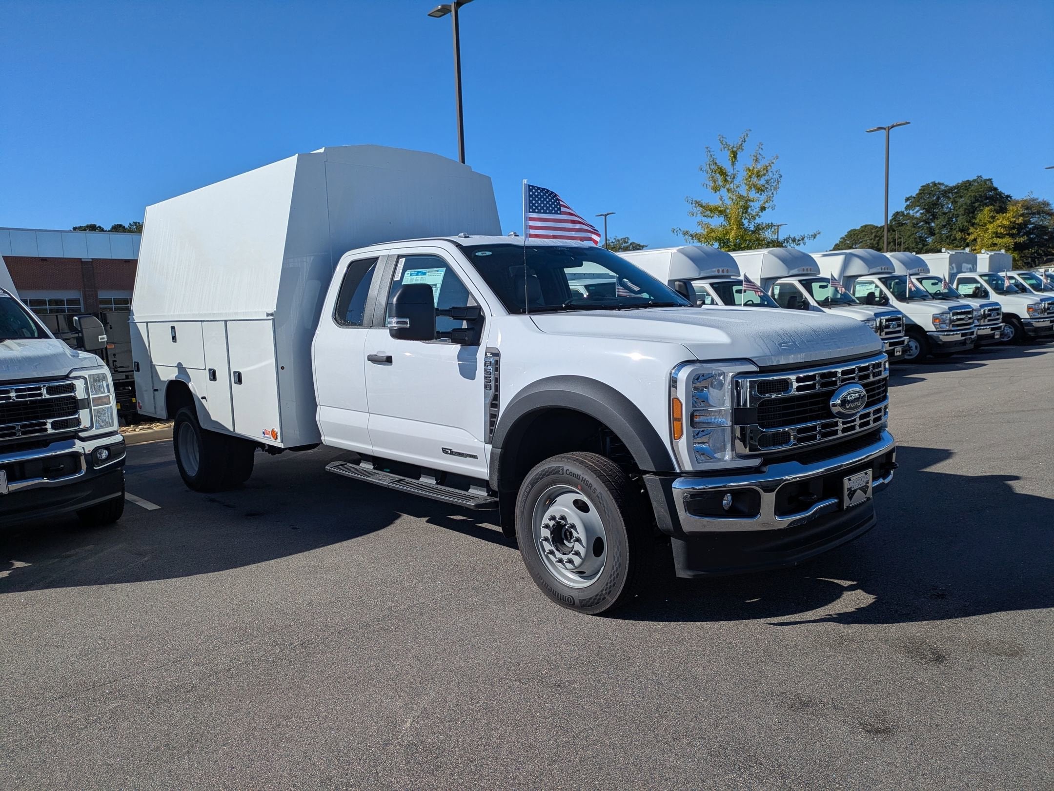 2026 Ford Super Duty F-550 DRW XL
