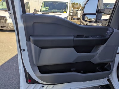 2026 Ford Super Duty F-550 DRW XL