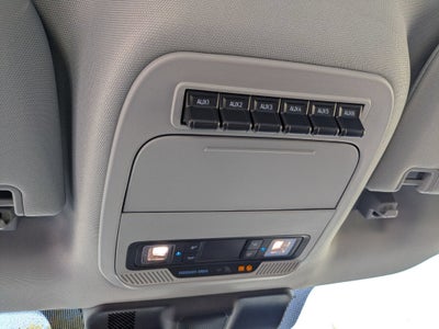 2026 Ford Super Duty F-550 DRW XL