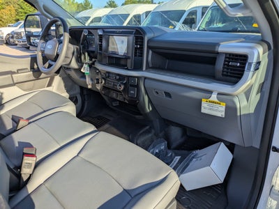 2026 Ford Super Duty F-550 DRW XL