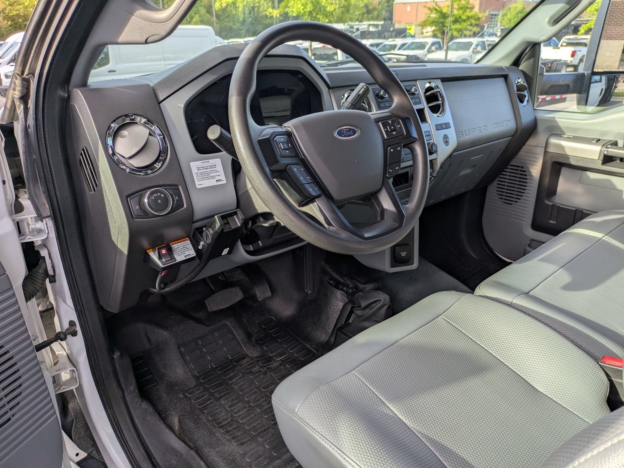 2026 Ford Super Duty F-550 DRW XL