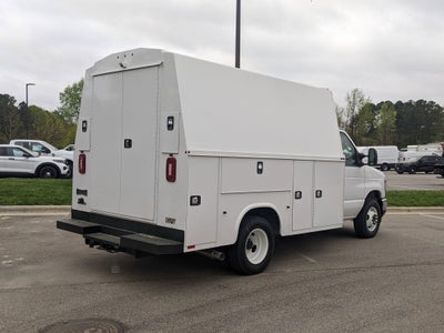 2025 Ford E-Series Cutaway E-350 SRW 138" WB