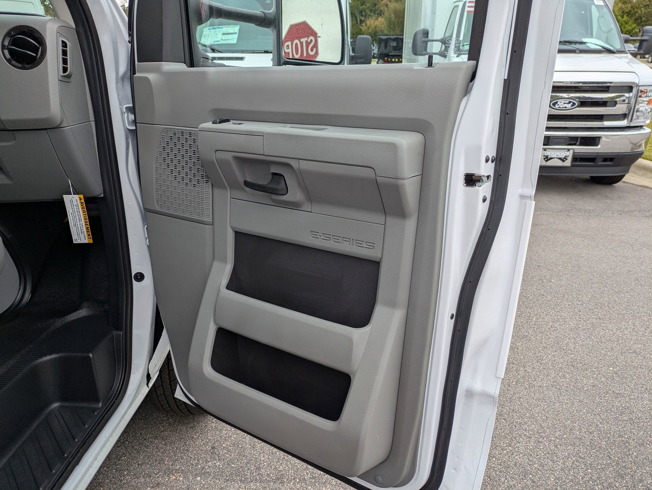 2026 Ford E-Series Cutaway E-350 DRW 176" WB