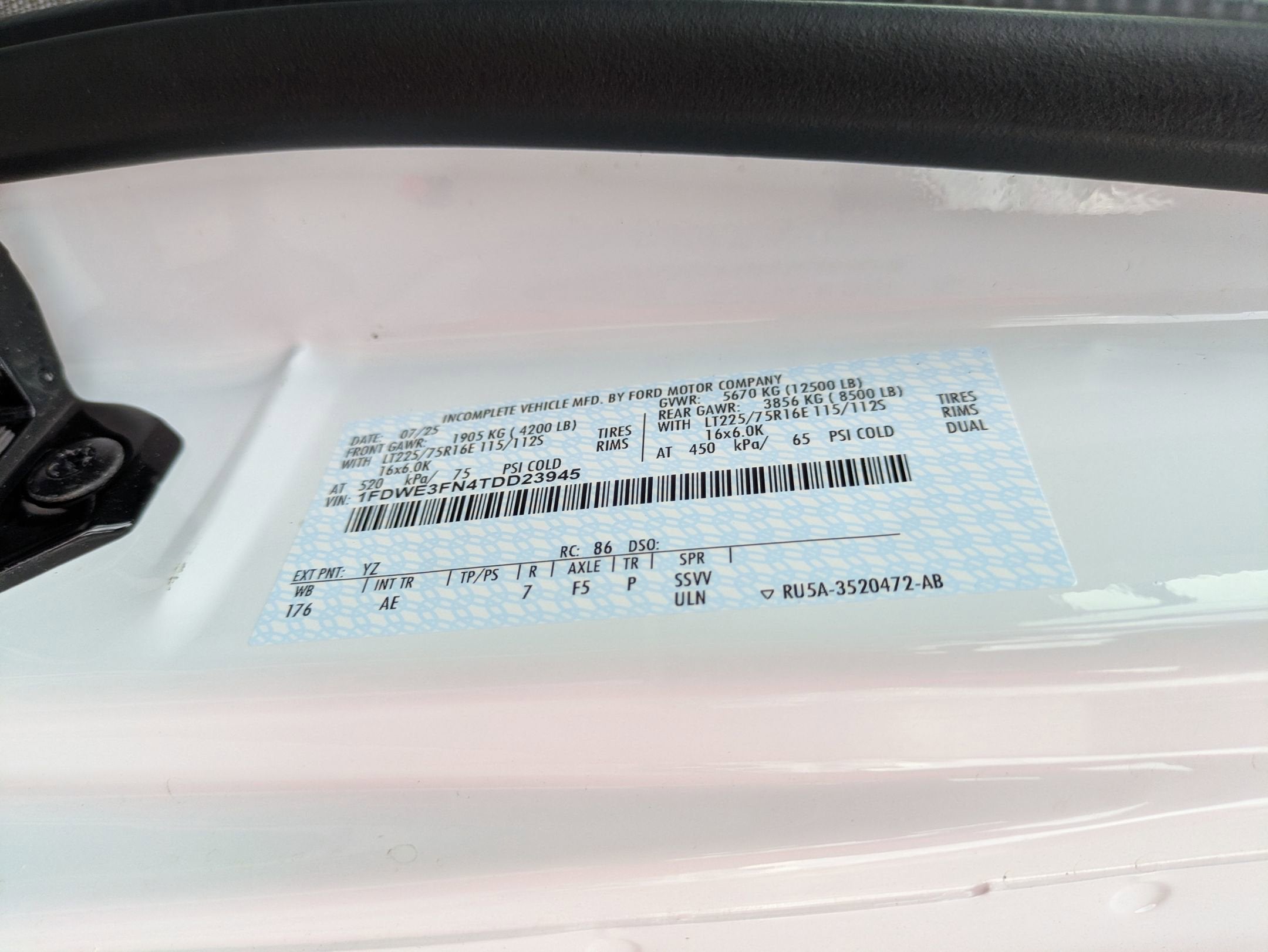 2026 Ford E-Series Cutaway E-350 DRW 176" WB