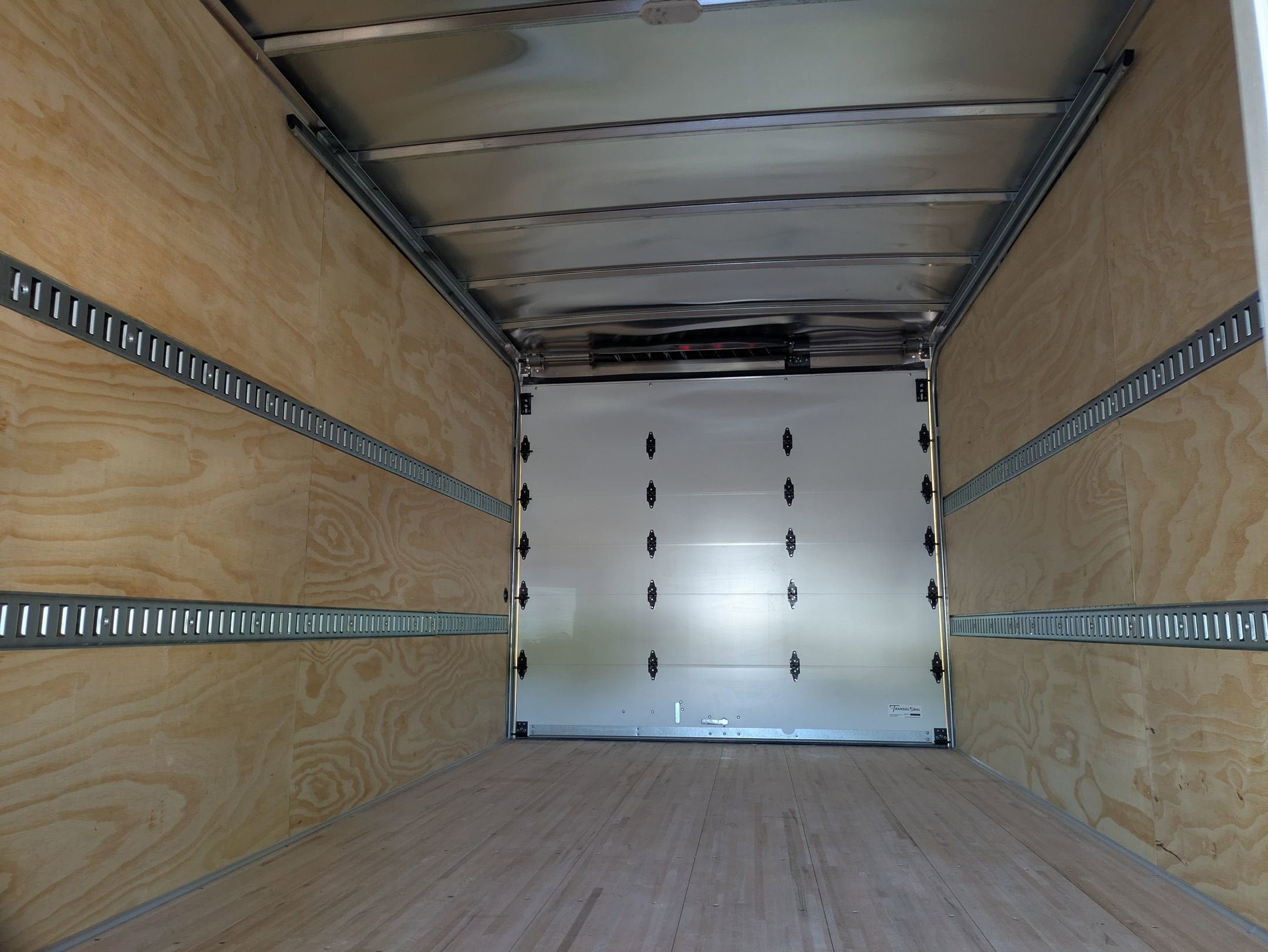 2027 Ford E-Series Cutaway Base