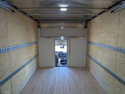 2027 Ford E-Series Cutaway Base