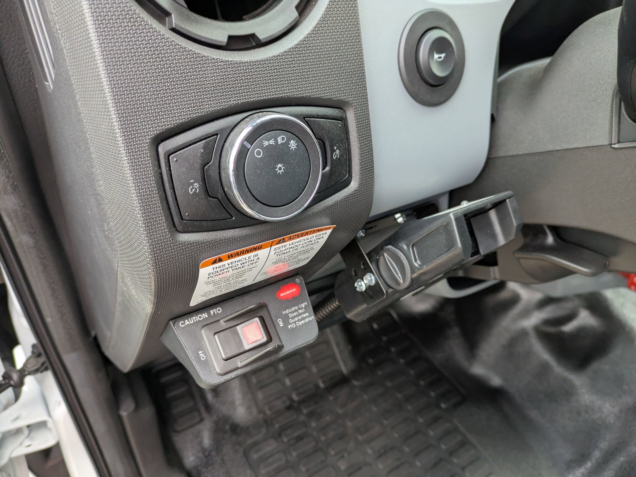 2026 Ford F-750SD Base