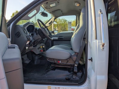 2027 Ford F-750SD Base