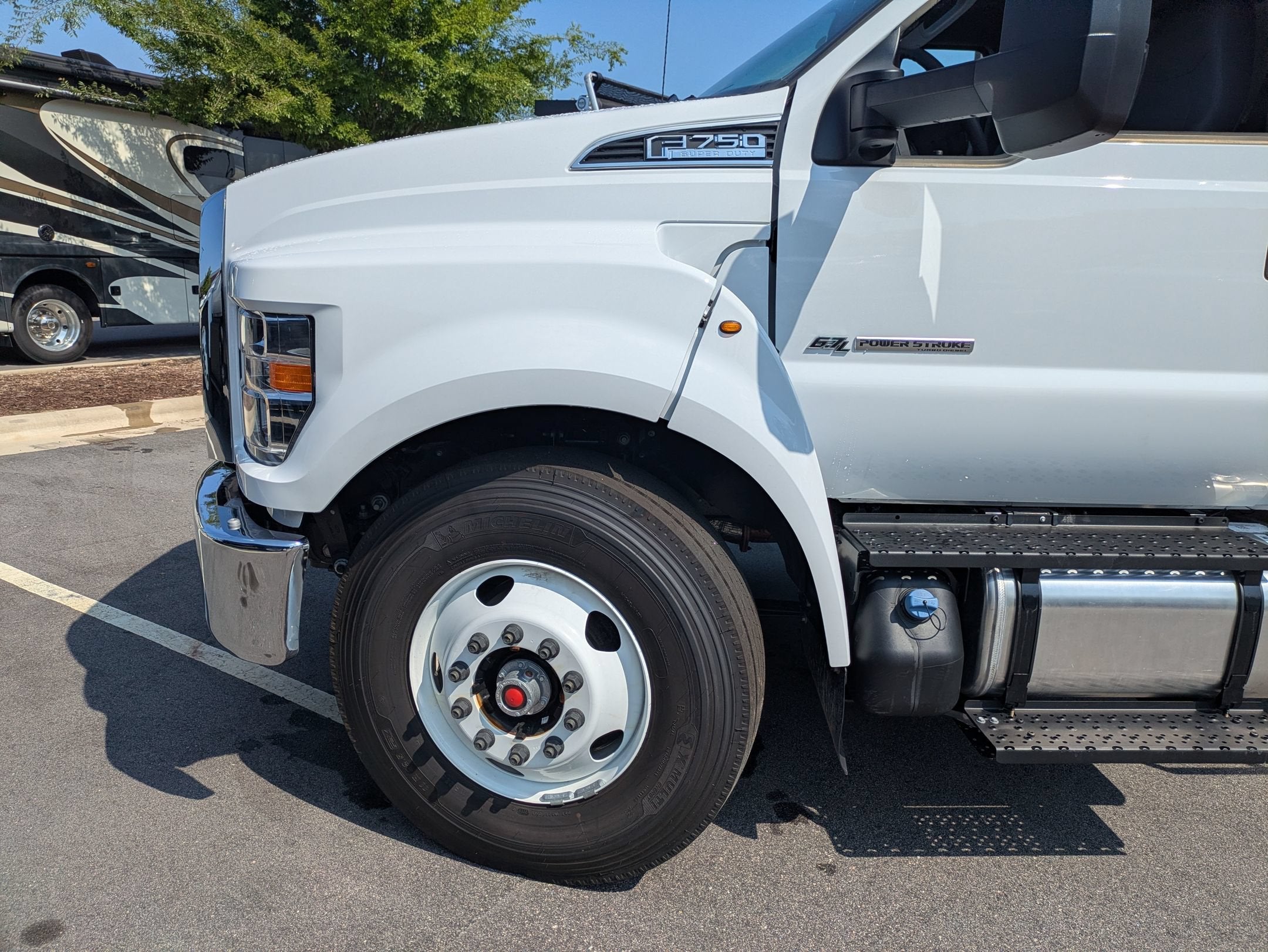 2027 Ford F-750SD Base