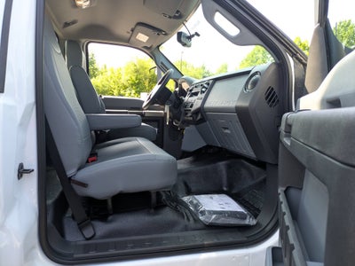 2027 Ford F-750SD Base