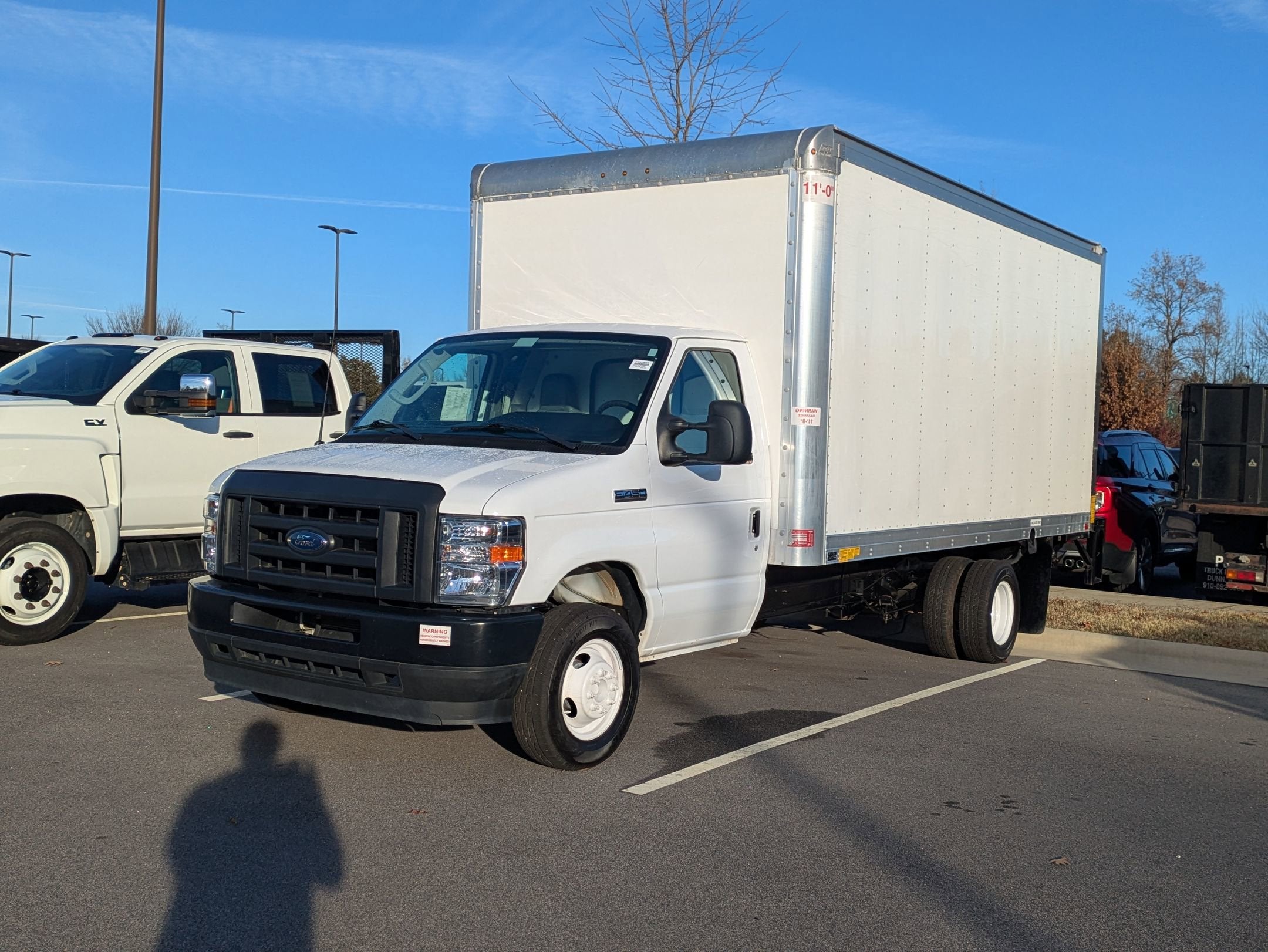 2024 Ford E-Series Cutaway Base