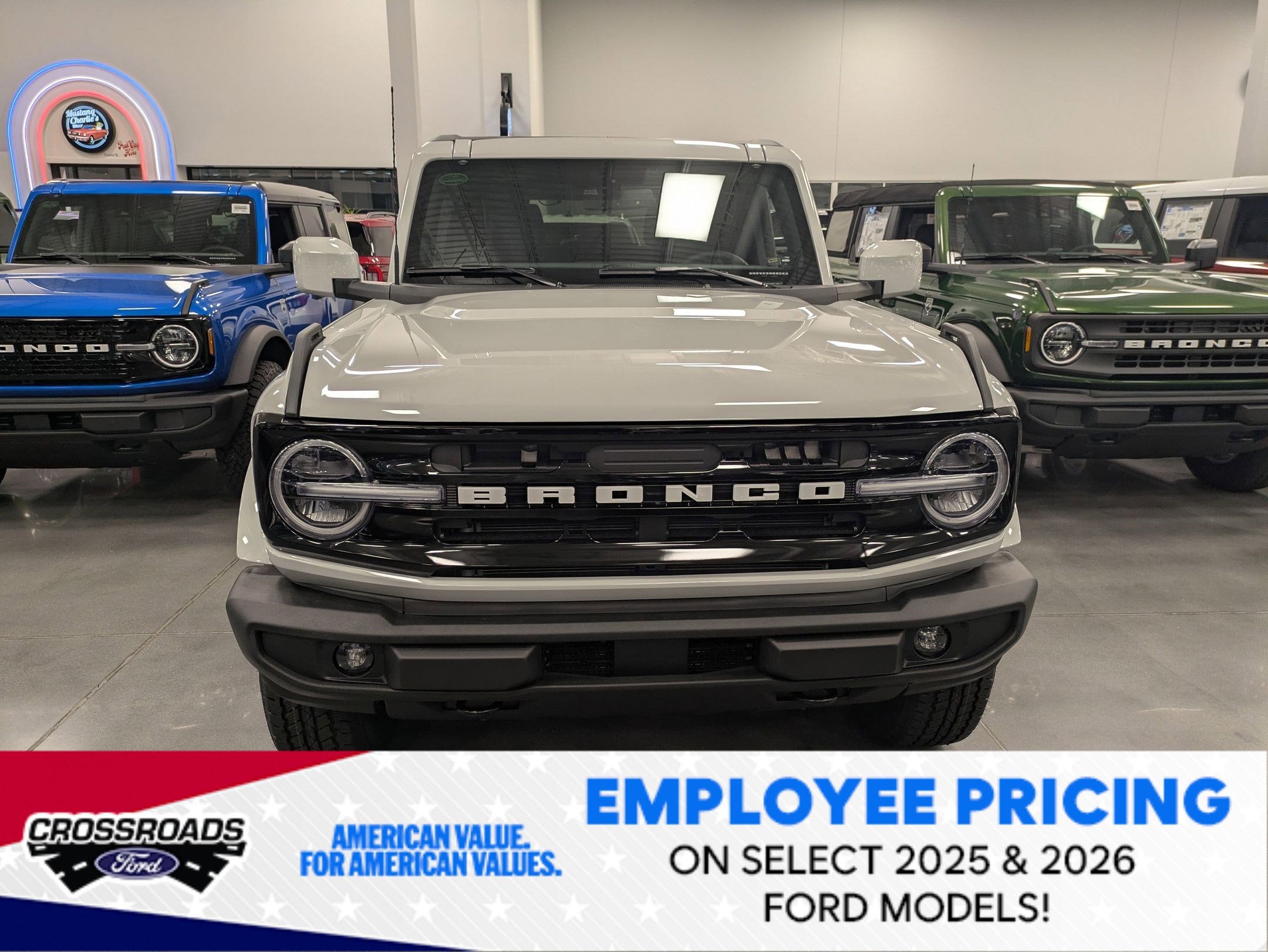 2026 Ford Bronco Outer Banks