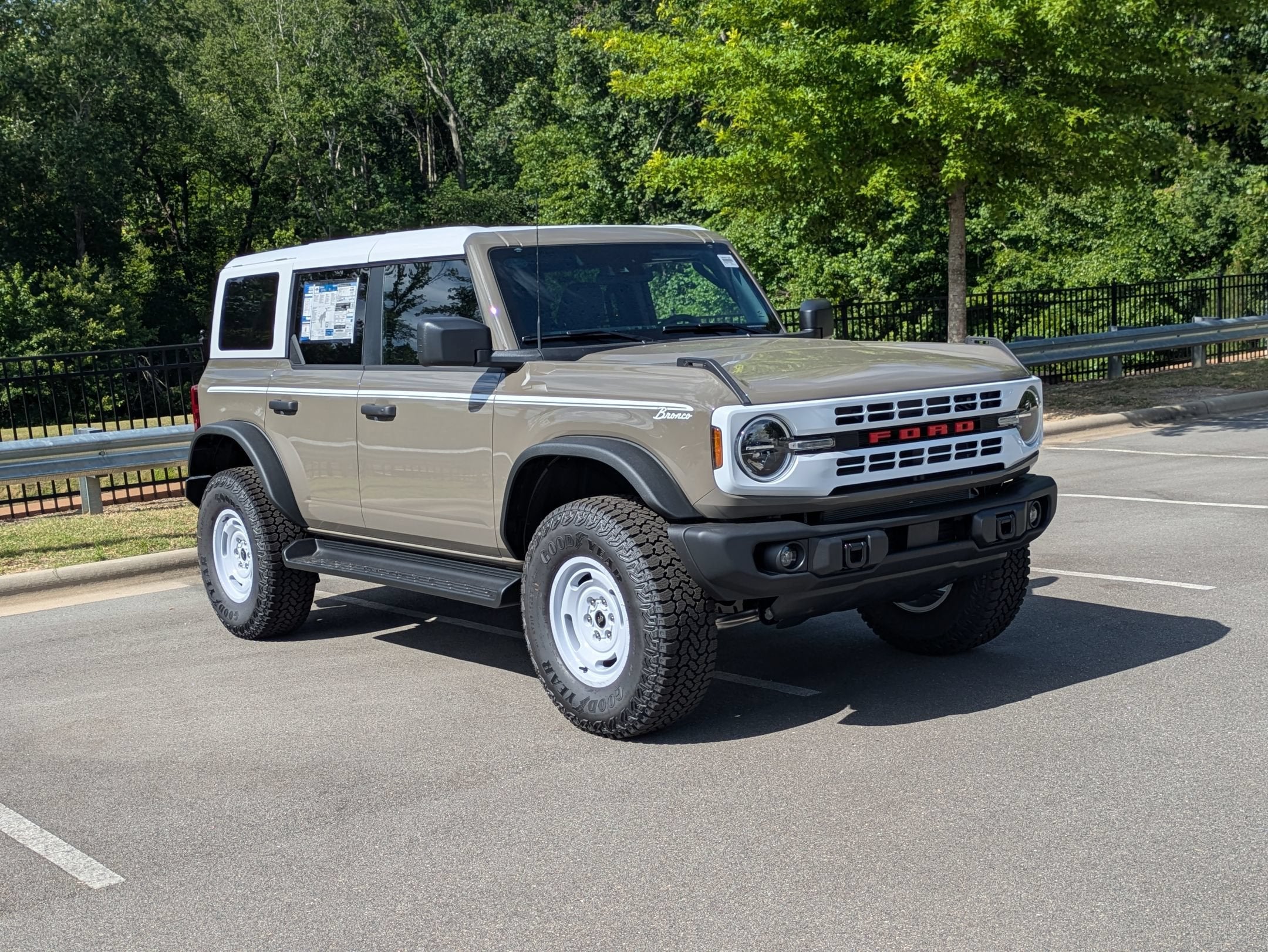 2026 Ford Bronco Heritage Edition