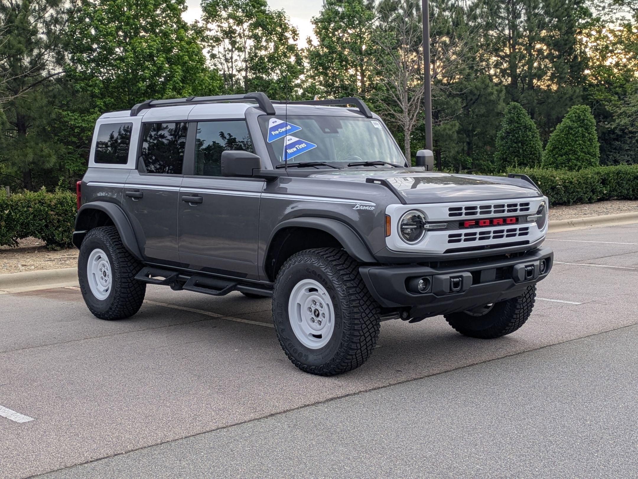 2023 Ford Bronco Heritage Edition