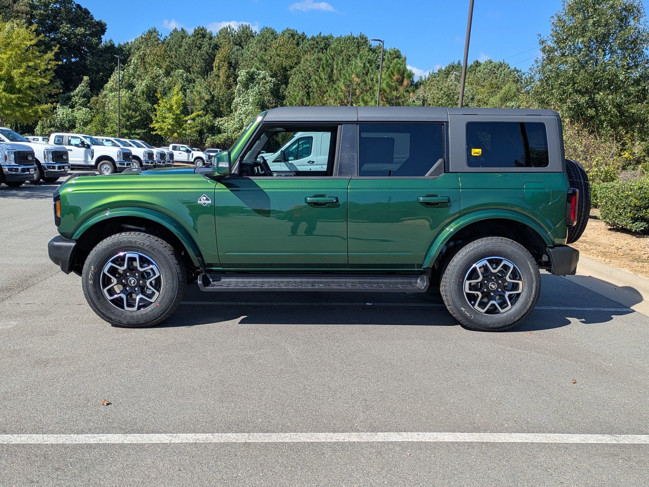 2025 Ford Bronco Outer Banks
