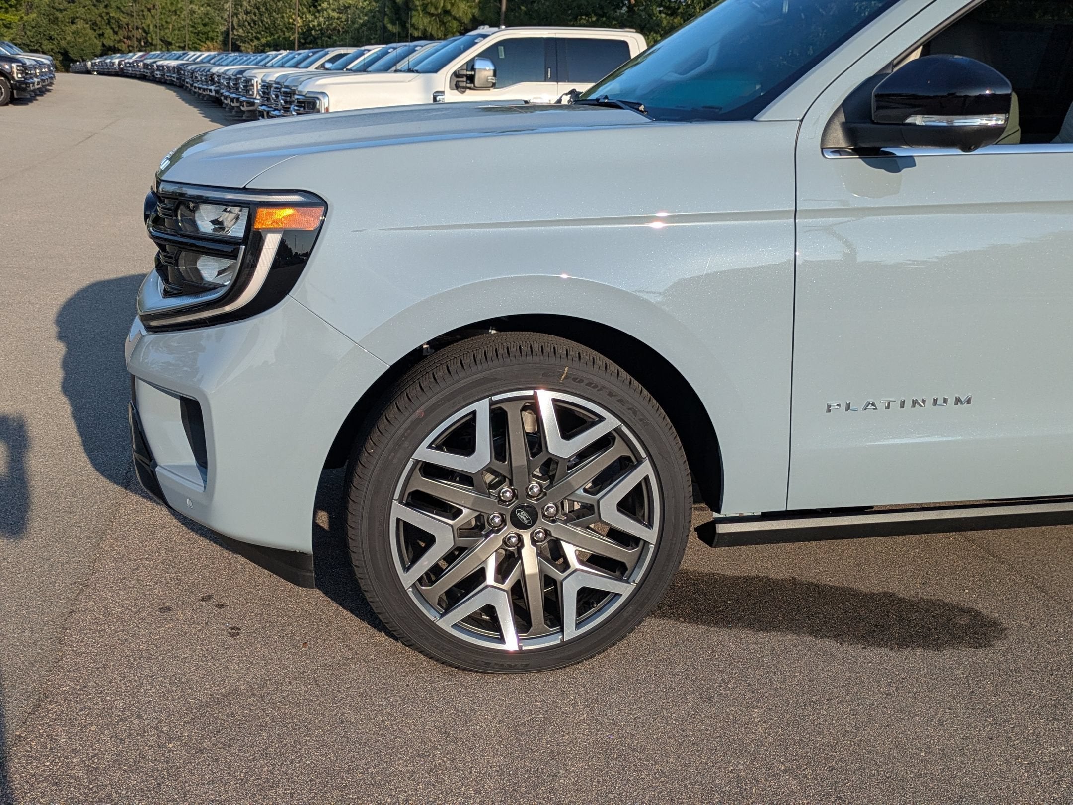 2027 Ford Expedition Max Platinum