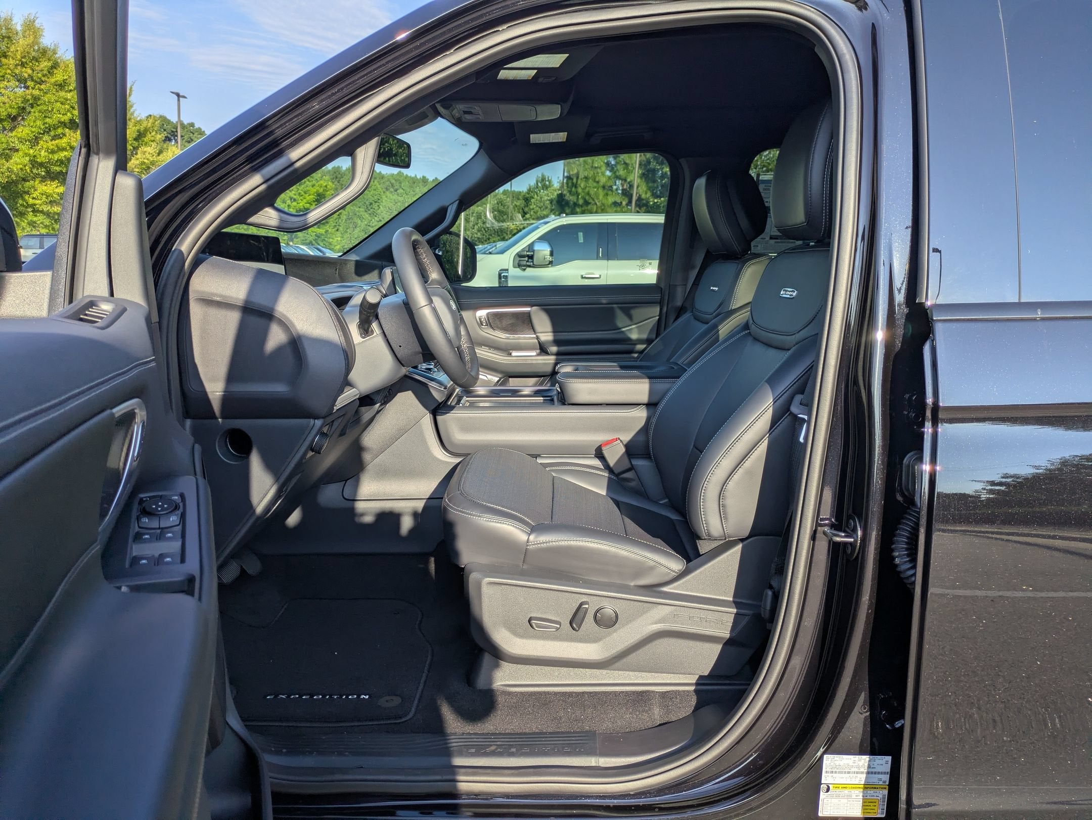 2027 Ford Expedition Max Platinum