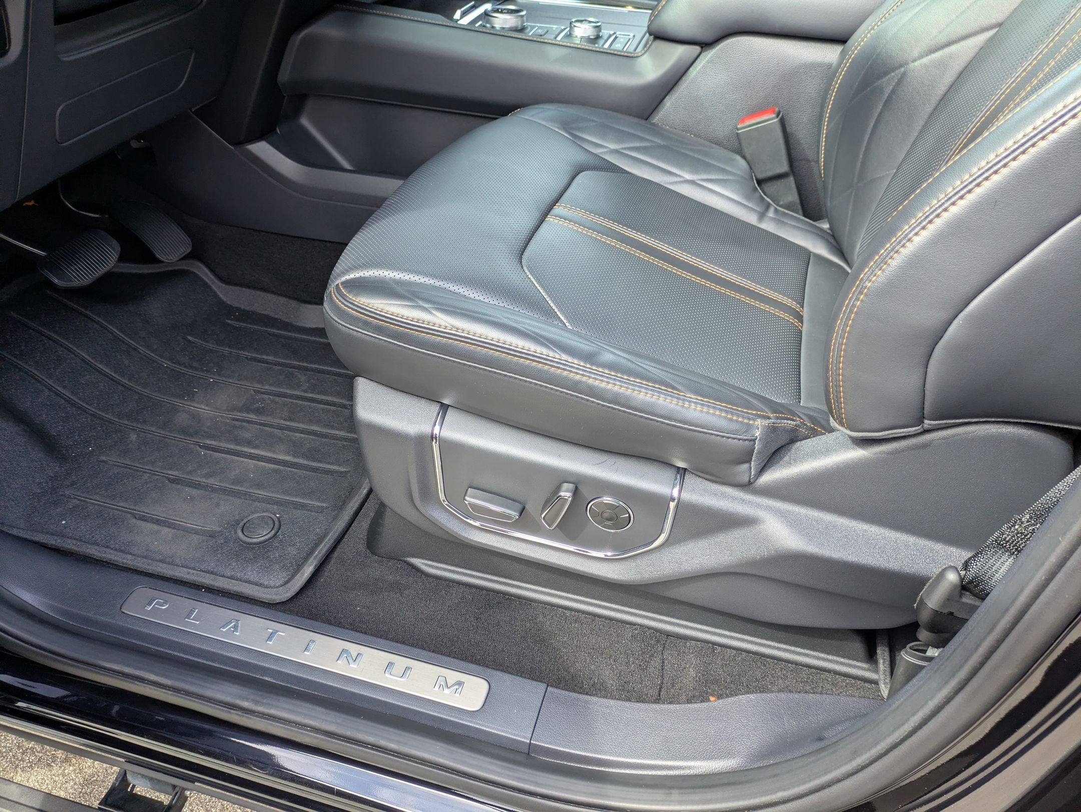 2024 Ford Expedition Platinum