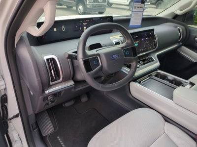 2026 Ford Expedition Platinum - Crossroads Courtesy Demo