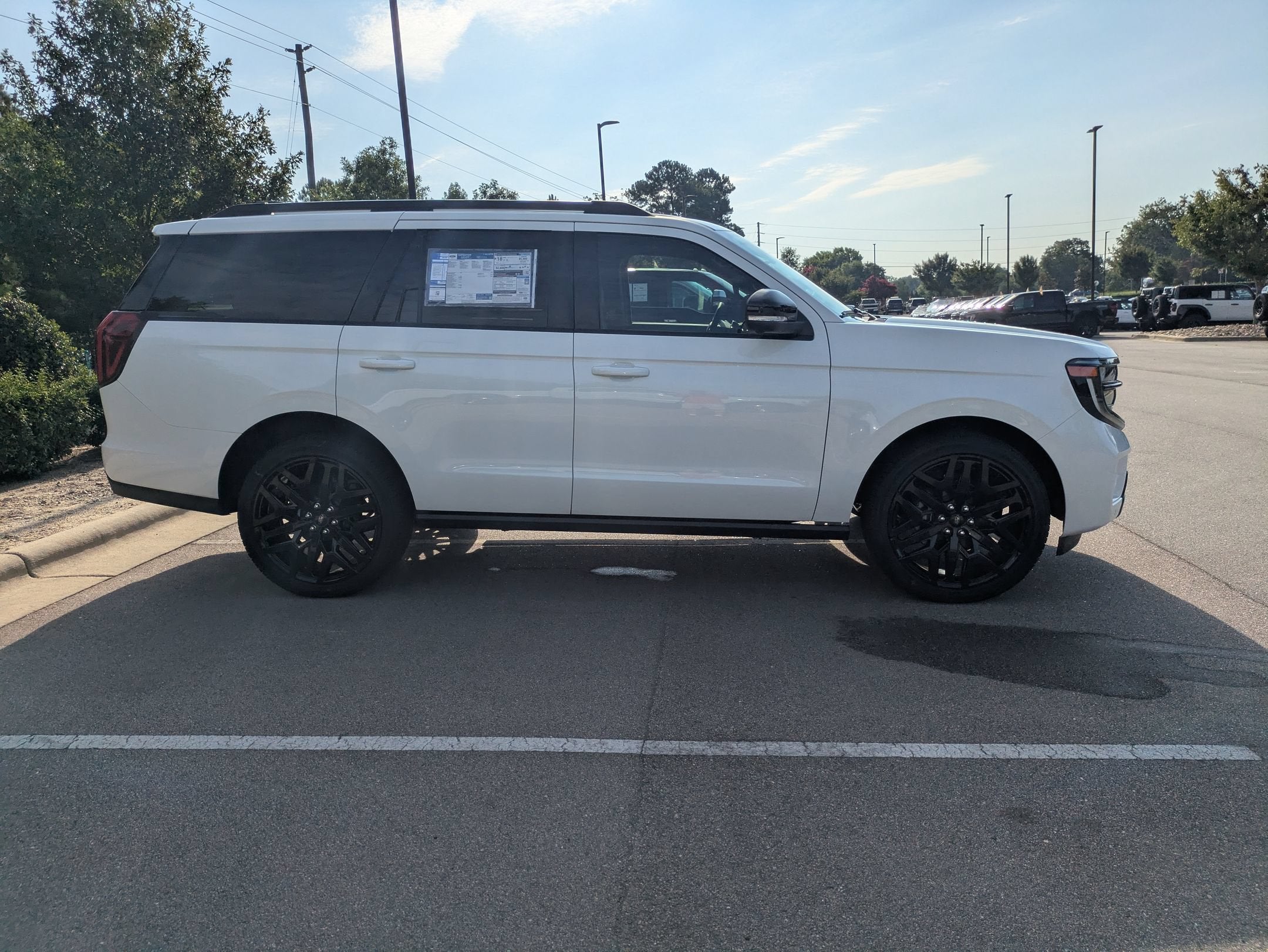 2027 Ford Expedition Platinum