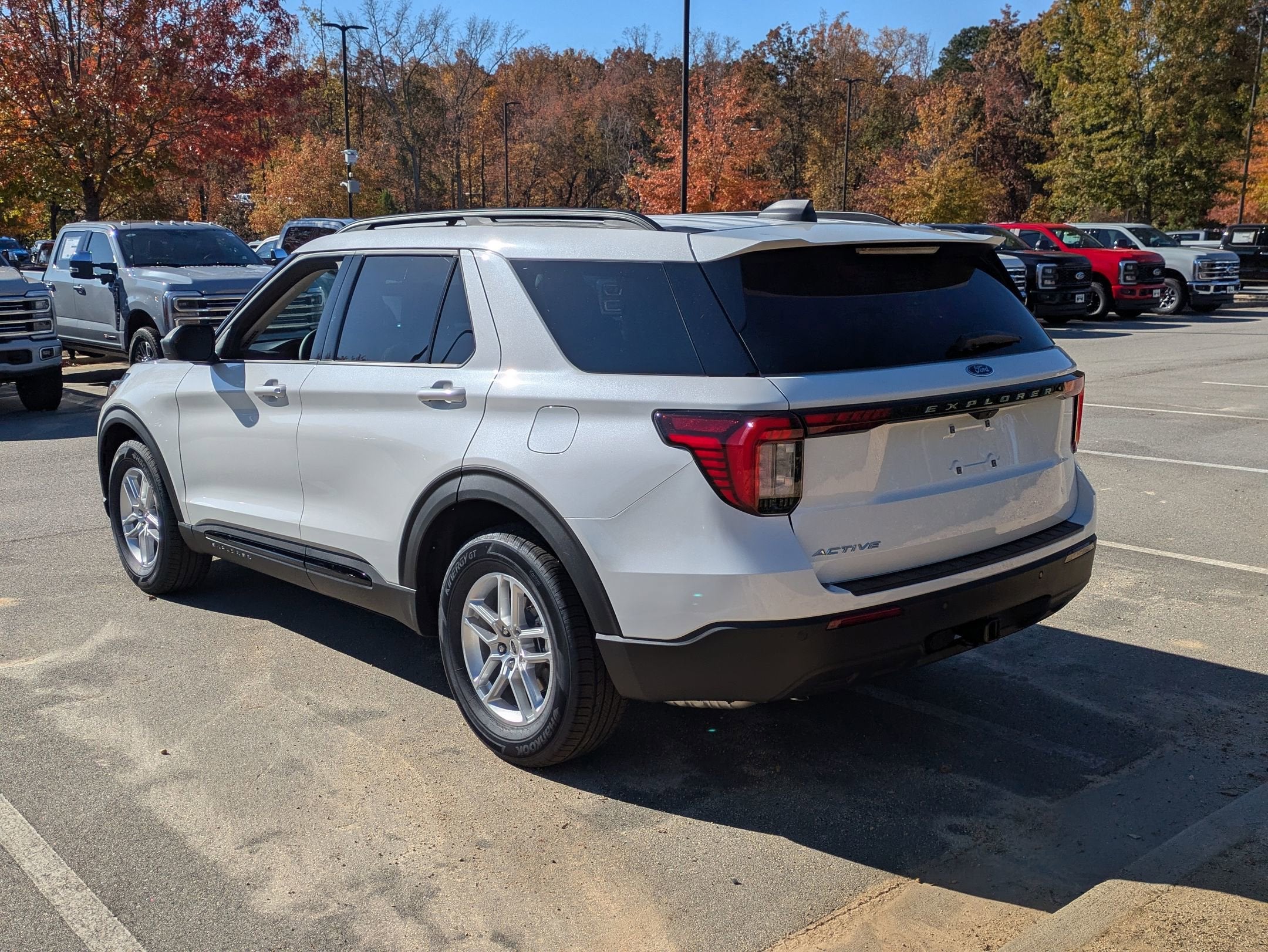 2026 Ford Explorer Active w/200A Pkg