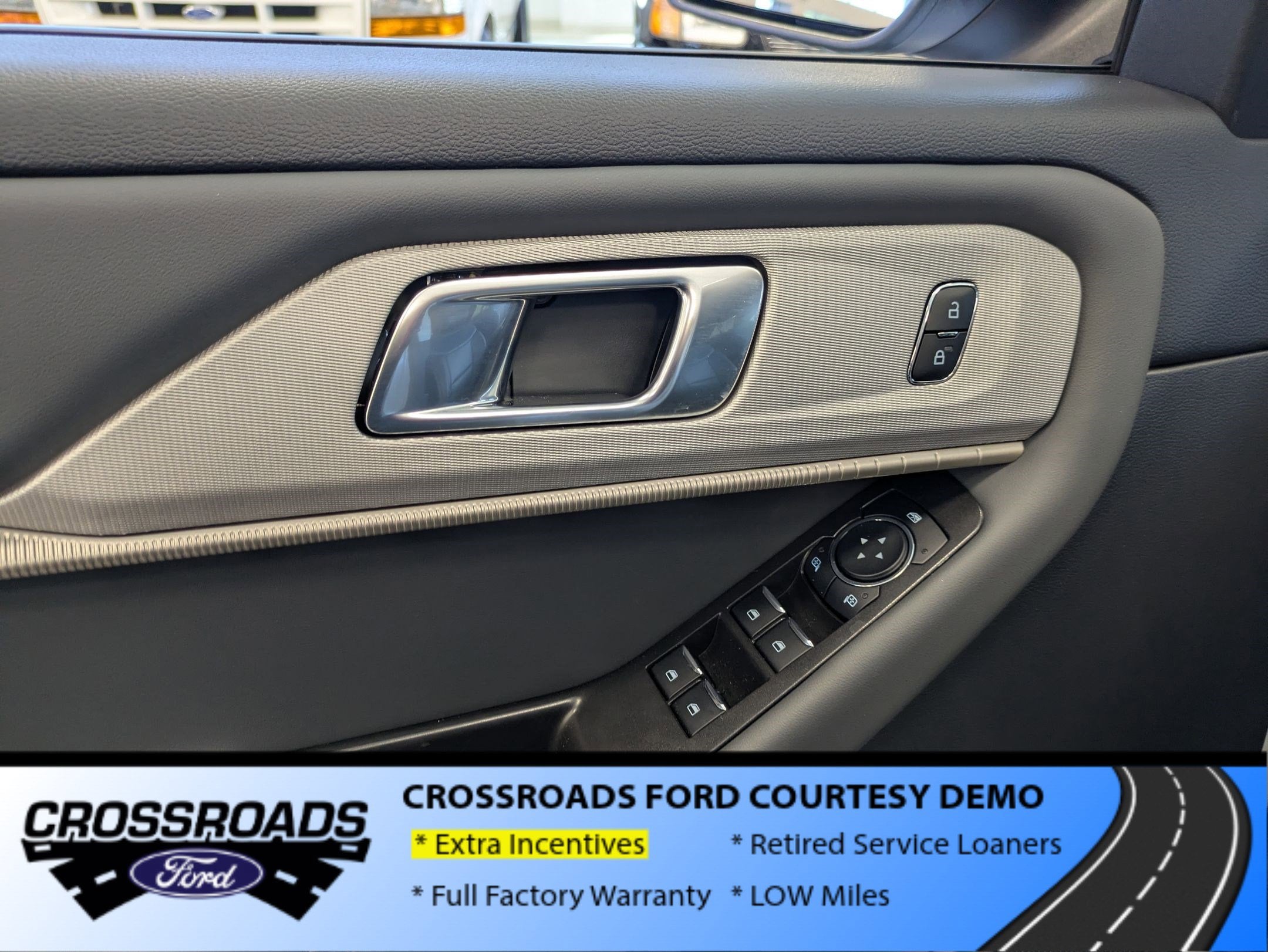 2026 Ford Explorer Active w/200A Pkg - Crossroads Courtesy Demo