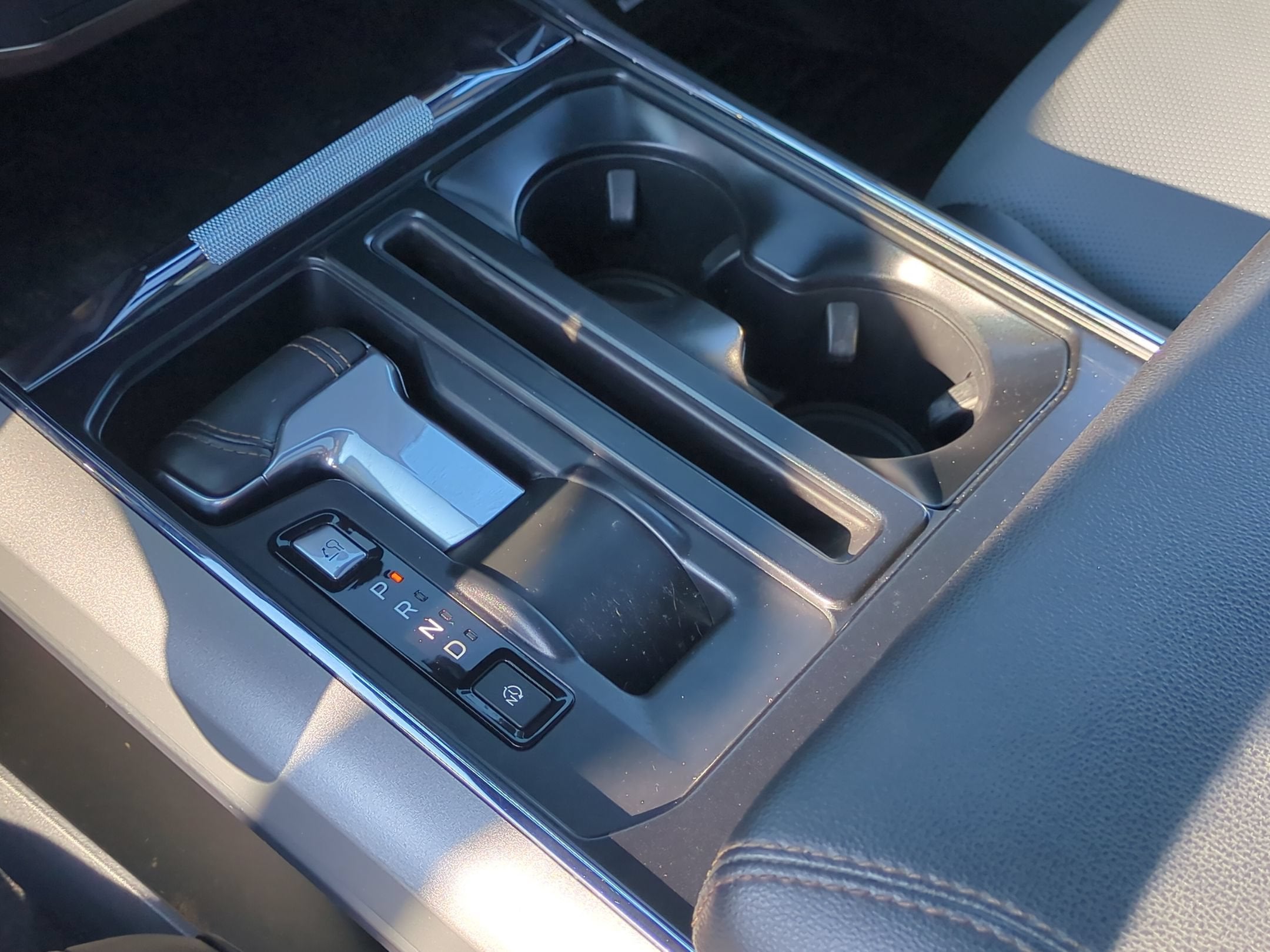 2023 Ford F-150 Lightning LARIAT
