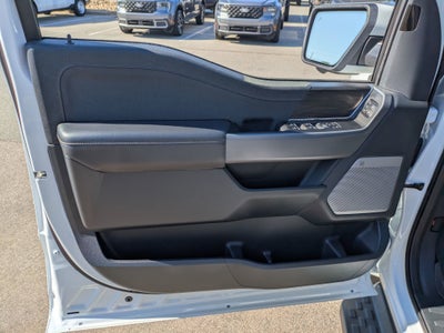 2025 Ford F-150 Lightning LARIAT