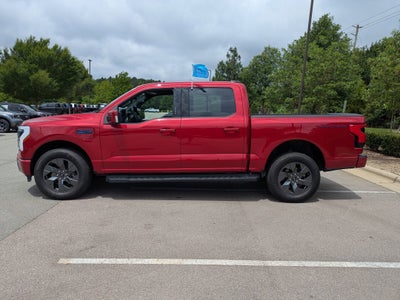 2025 Ford F-150 Lightning LARIAT