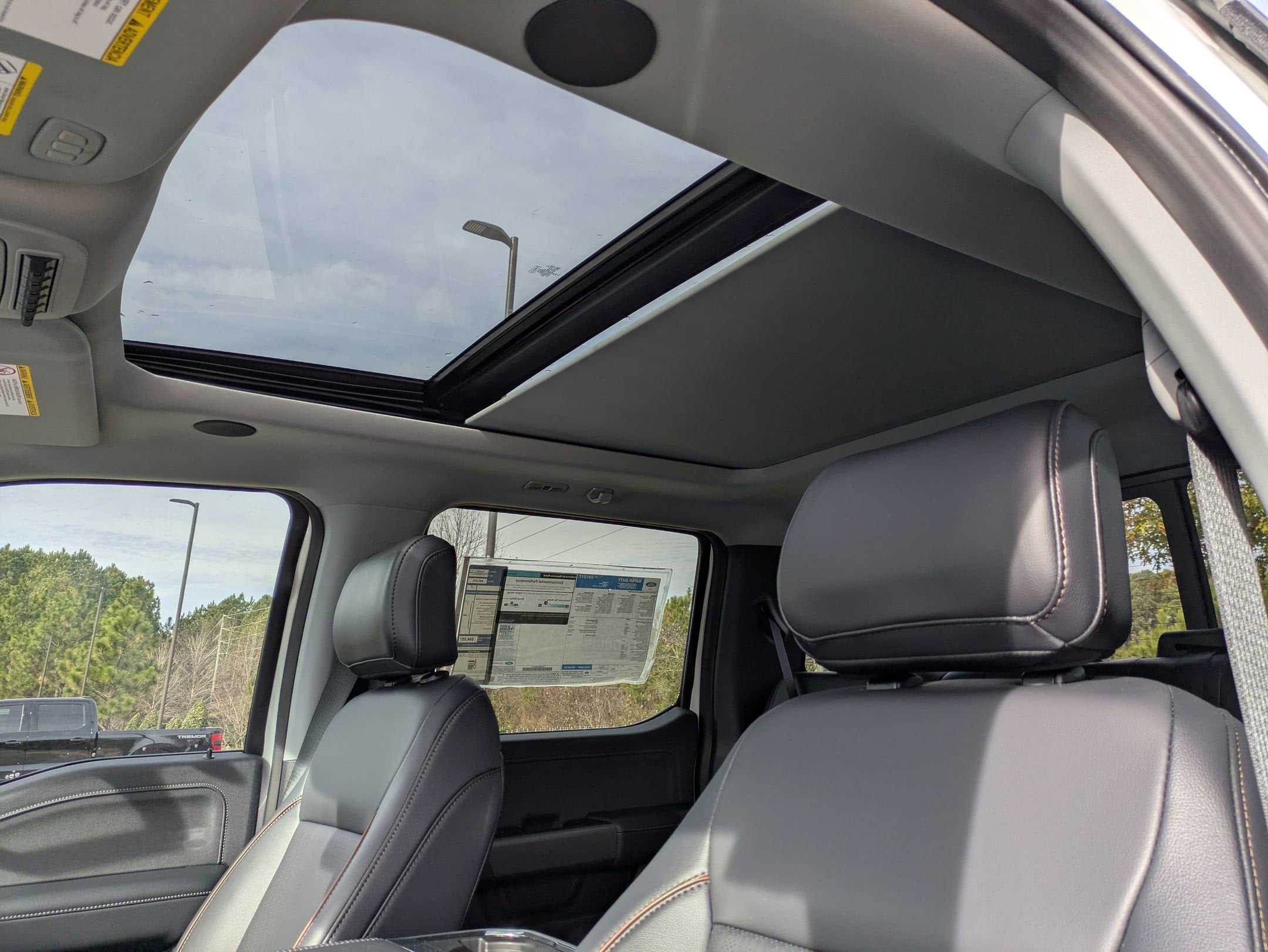 2025 Ford Super Duty F-250 SRW LARIAT