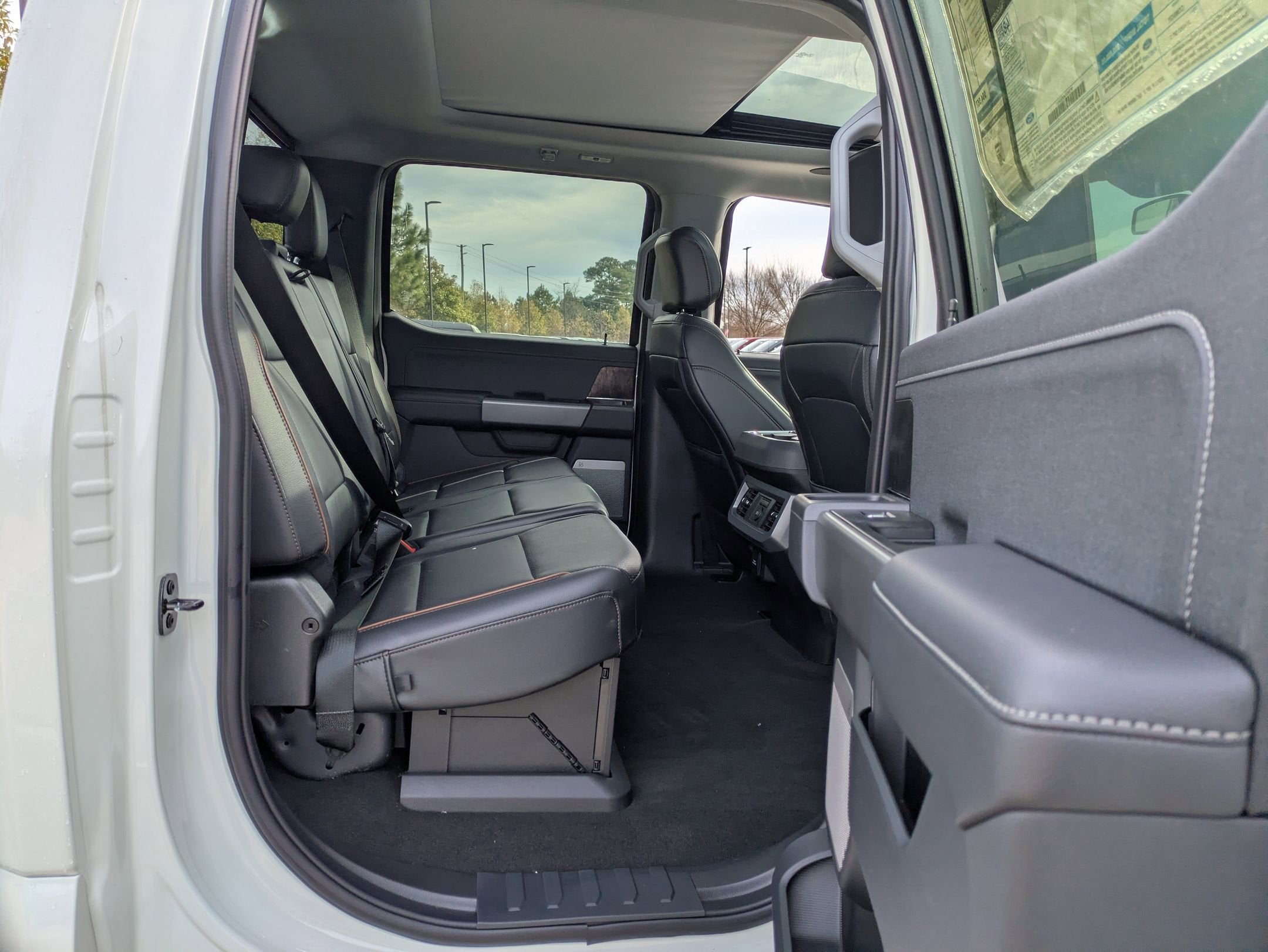 2025 Ford Super Duty F-250 SRW LARIAT