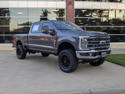 2026 Ford Super Duty F-250 SRW CUSTOM LARIAT LEVEL KIT WHEELS TIRES POWER BOARDS