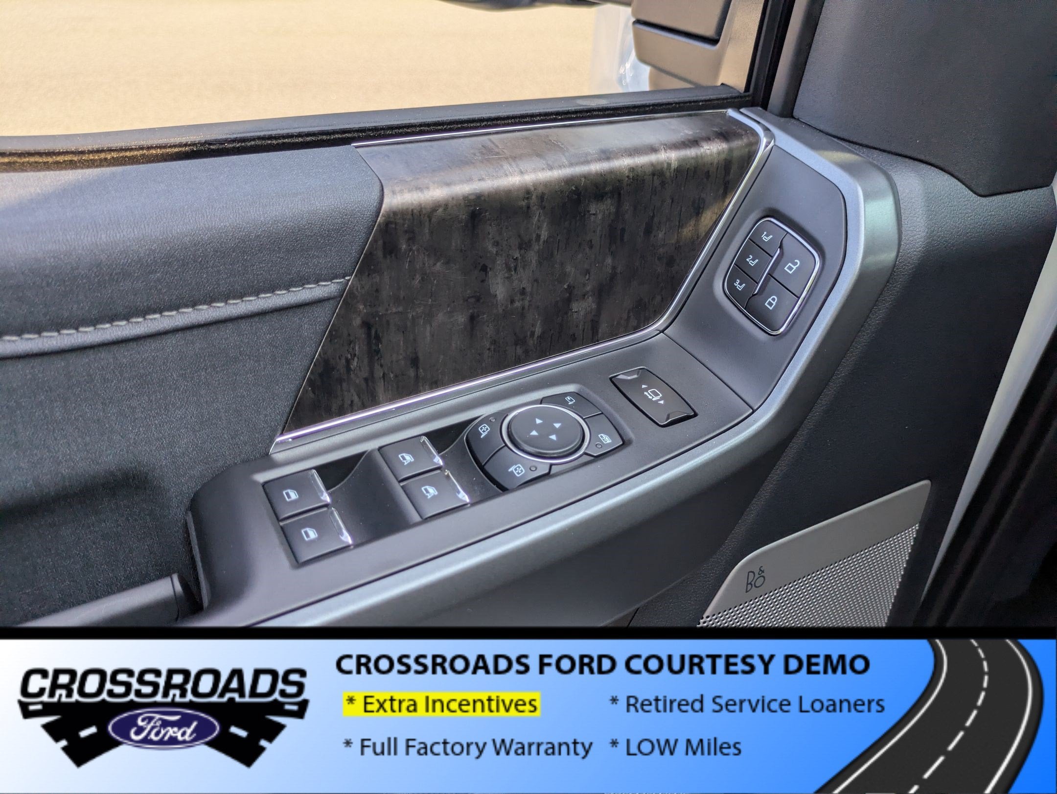 2026 Ford Super Duty F-250 SRW LARIAT - Crossroads Courtesy Demo