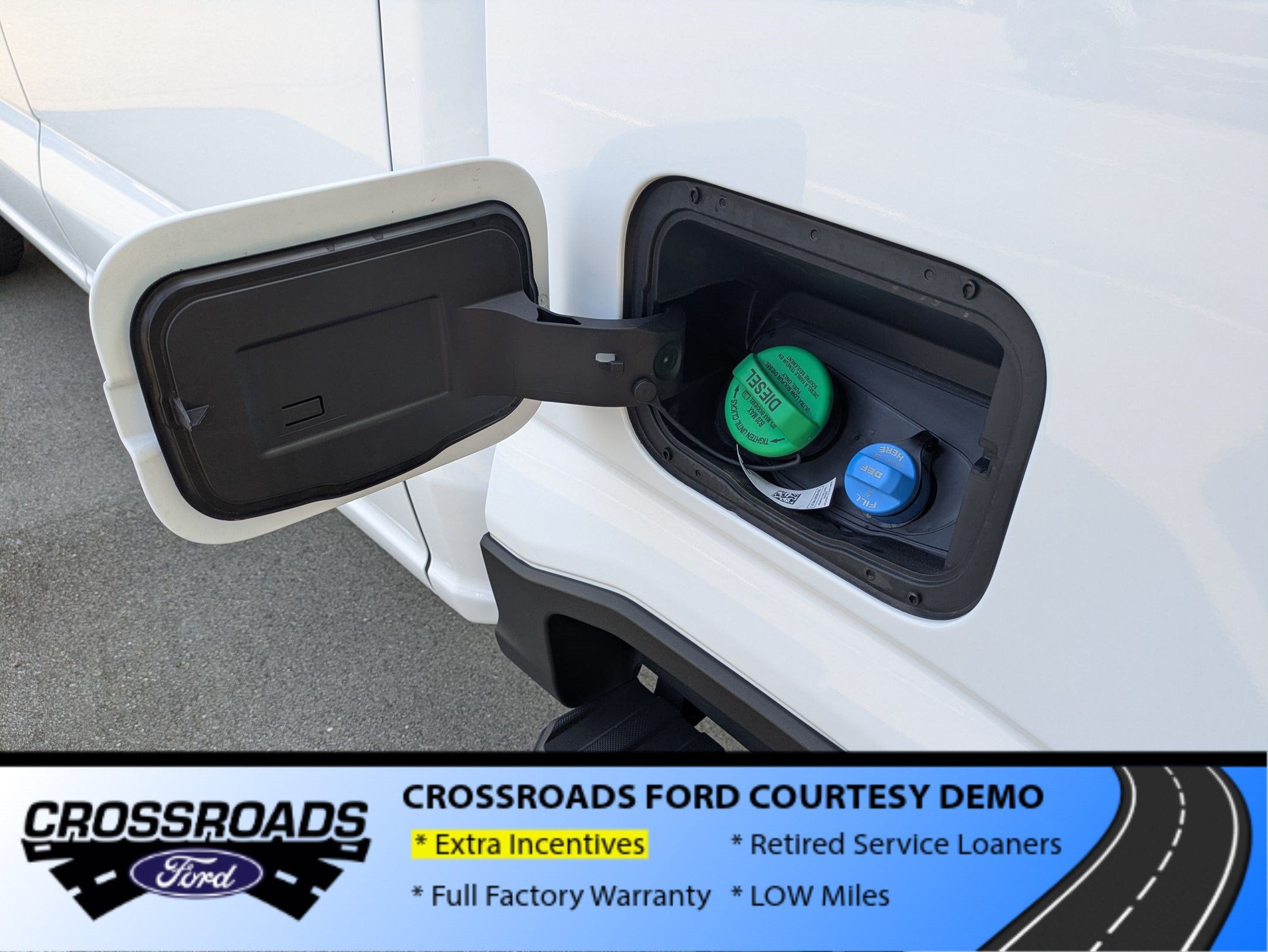 2026 Ford Super Duty F-250 SRW LARIAT - Crossroads Courtesy Demo