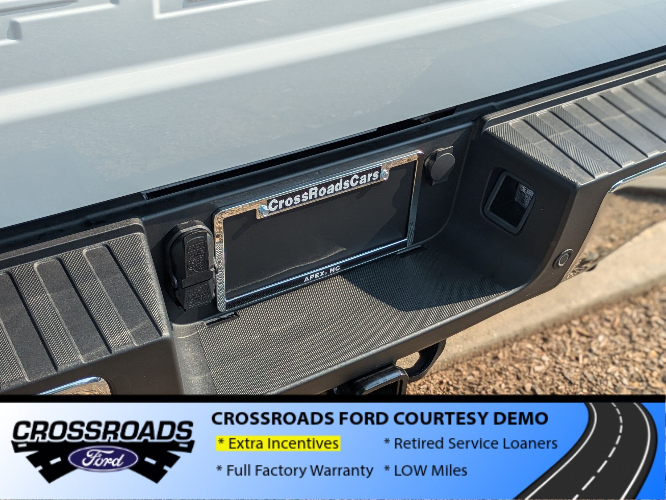 2026 Ford Super Duty F-250 SRW LARIAT - Crossroads Courtesy Demo